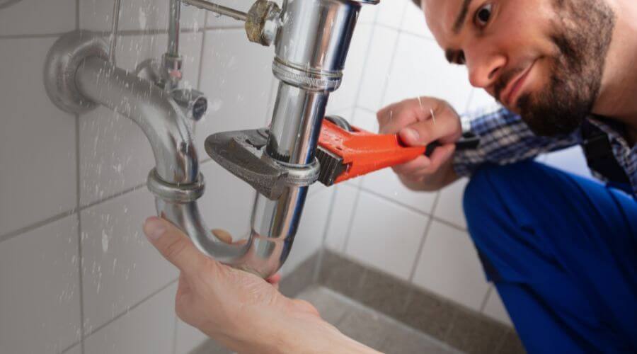 Professional bathroom faucet installation in Oakland, IA